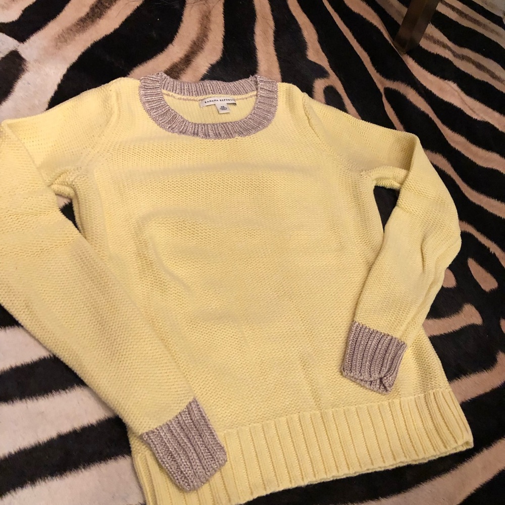 BR Pale Yellow Sweater With Soft Metallic accents